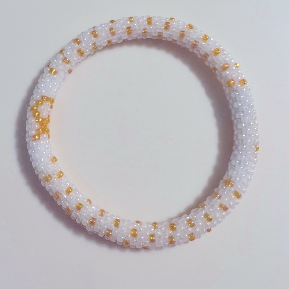 Sashka Co. Cancer Awareness Bracelet 2/2020 - Picture 4 of 4